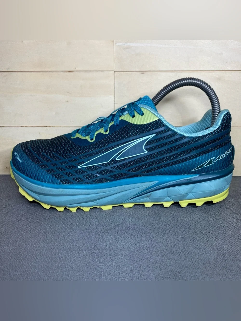 Altra Timp 2 Teal Blue Women's Size 7.5 Running Shoes Sneakers